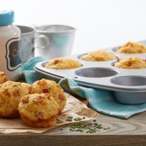 Molde Para Cupcakes Estandar Recipe Right (Wilton) - Imagen 7