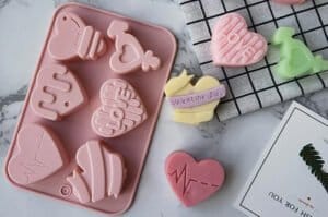 MOLDE SILICONA p/HACER 6 FIGURAS MOD. CORAZONES LOVE (CS)