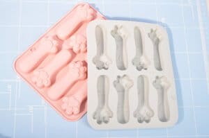 MOLDE SILICONA 8 PATAS c/HUELLAS DE ANIMALES - Imagen 2