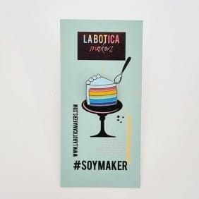 Pins Metalico Porcion Torta Arcoiris Celeste LA BOTICA