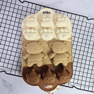 MOLDE SILICONA TRICOLOR 9 FIGURAS CHICAS + 2 OSITOS BEAY