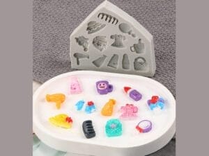 MOLDE SILICONA 12 ACCESORIOS Y ROPA - Imagen 3